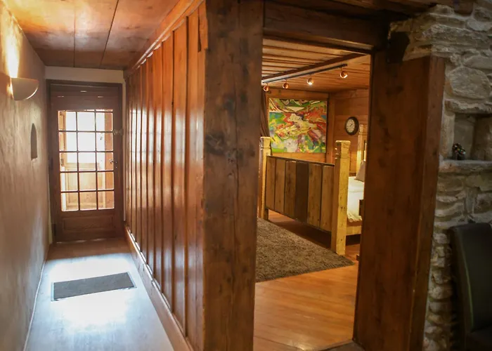 Marmotte Mountain Manor *