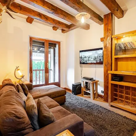 Marmotte Mountain Manor Orman Evi *