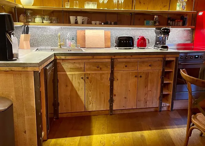 Alojamento de Turismo Selvagem Marmotte Mountain Manor *