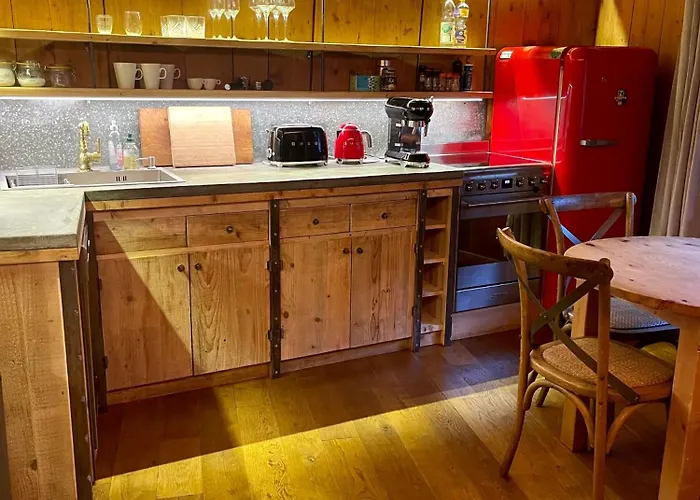 Alojamento de Turismo Selvagem Marmotte Mountain Manor *